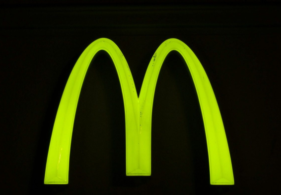 一種方便更換過濾部件的水洗式空氣凈化裝置實用新型專利轉讓,機械實用新型專利出售